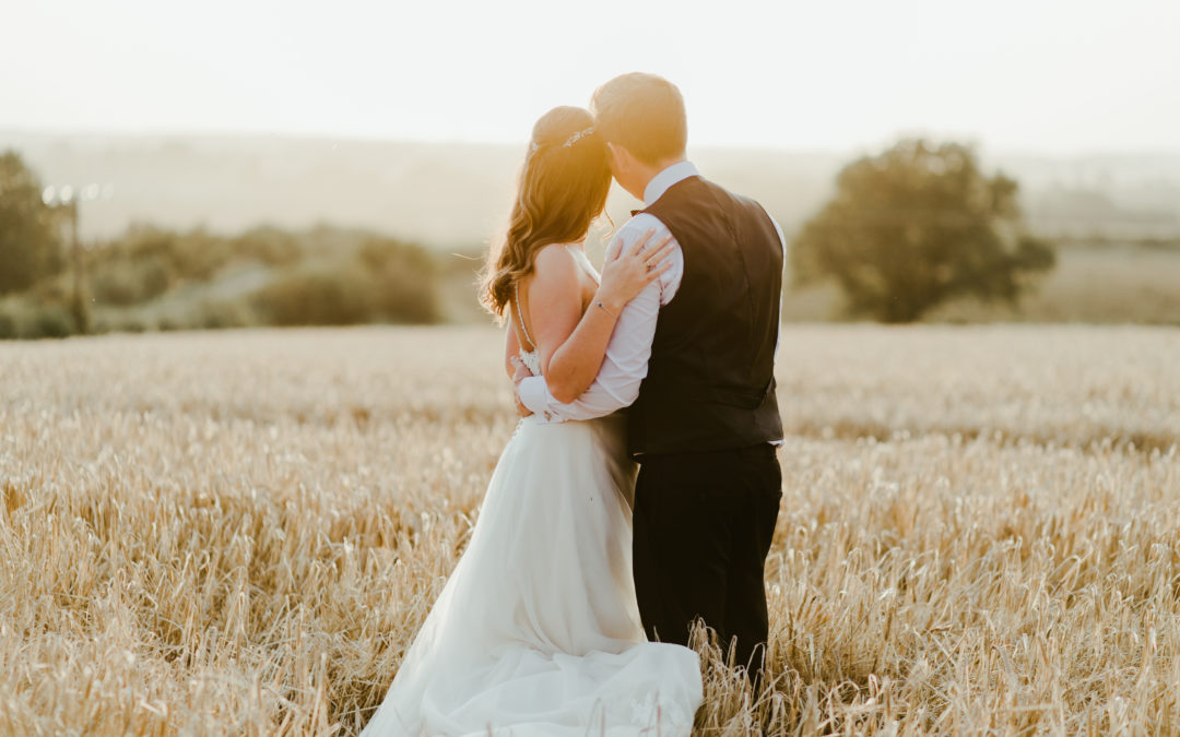 Rochelle & Aidan – Summer Garden Wedding in the Countryside – August 2019